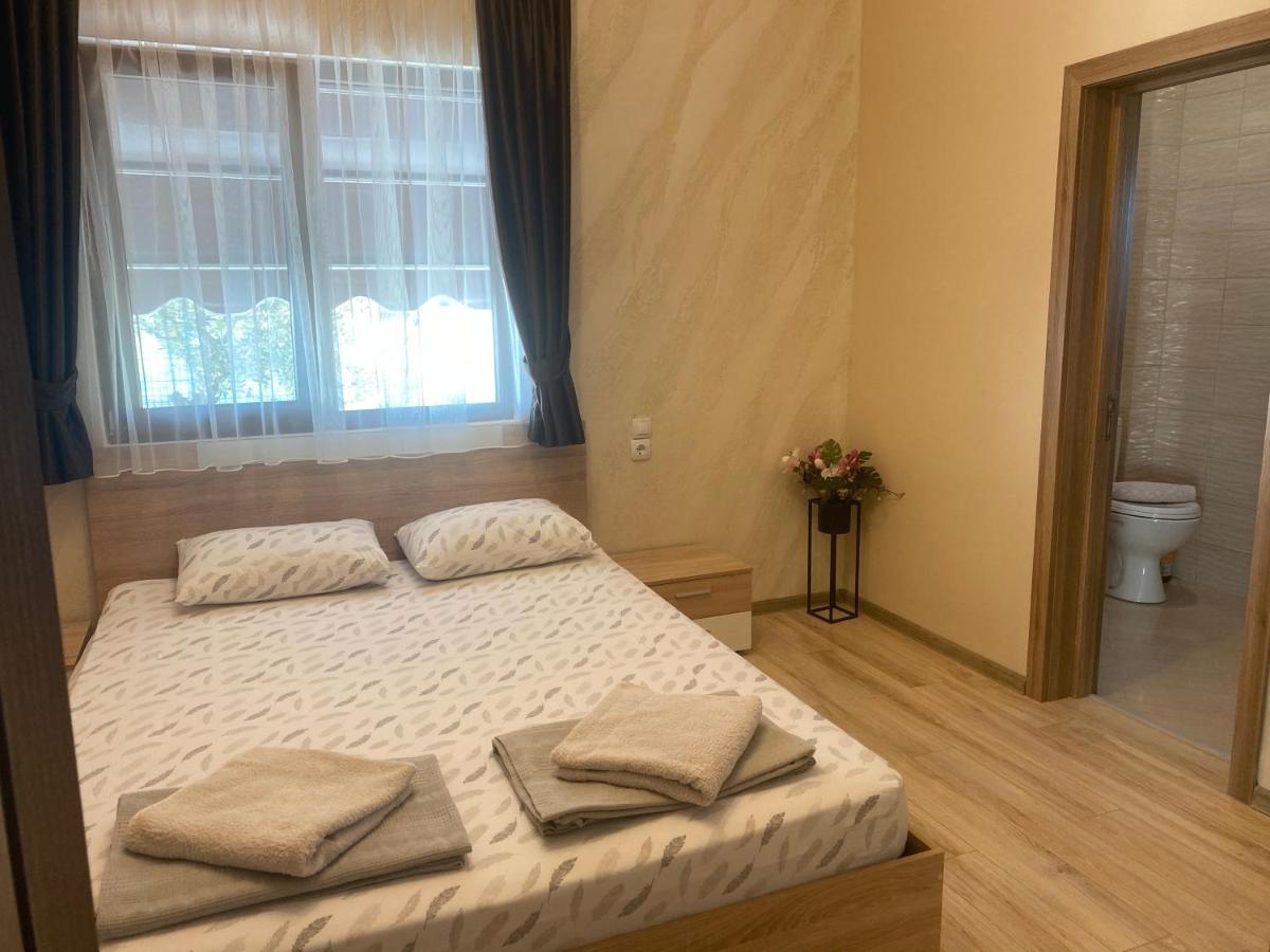 Guest House Costa 1 Karianí Kültér fotó